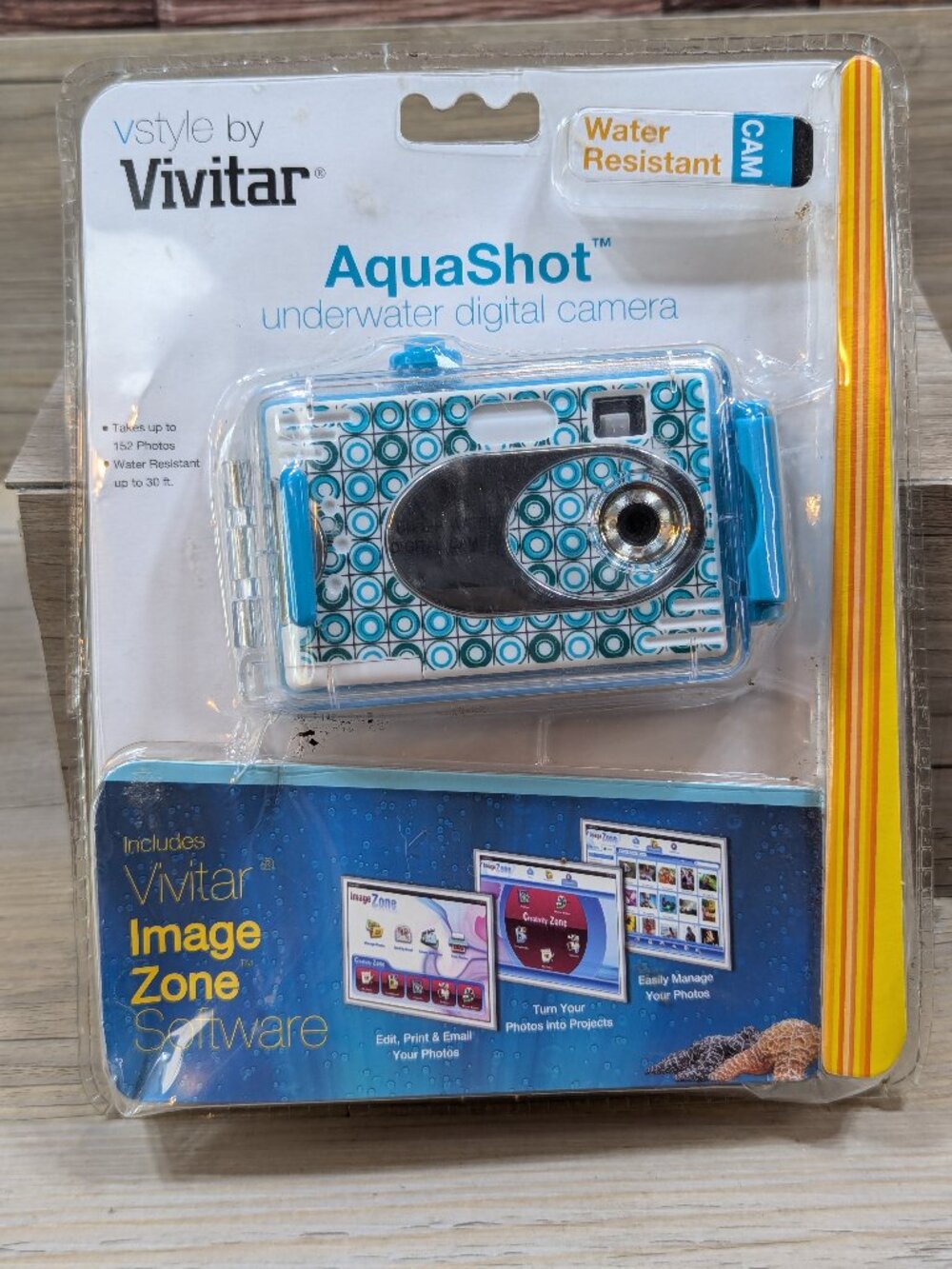 AquaShot Underwater Digital Camera Water Resistant 2012 Vivitar 26693 New/Sealed
